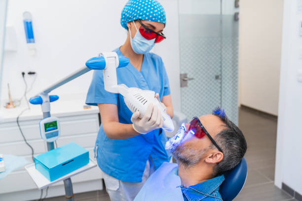 Best Emergency Treatment for Dental Infections or Abscesses in Newhall, IA